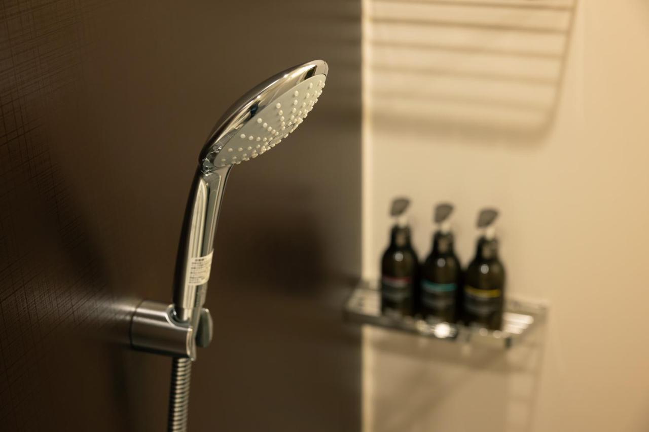 Omo Kansai Airport By Hoshino Resorts Izumisano Eksteriør billede A shower head