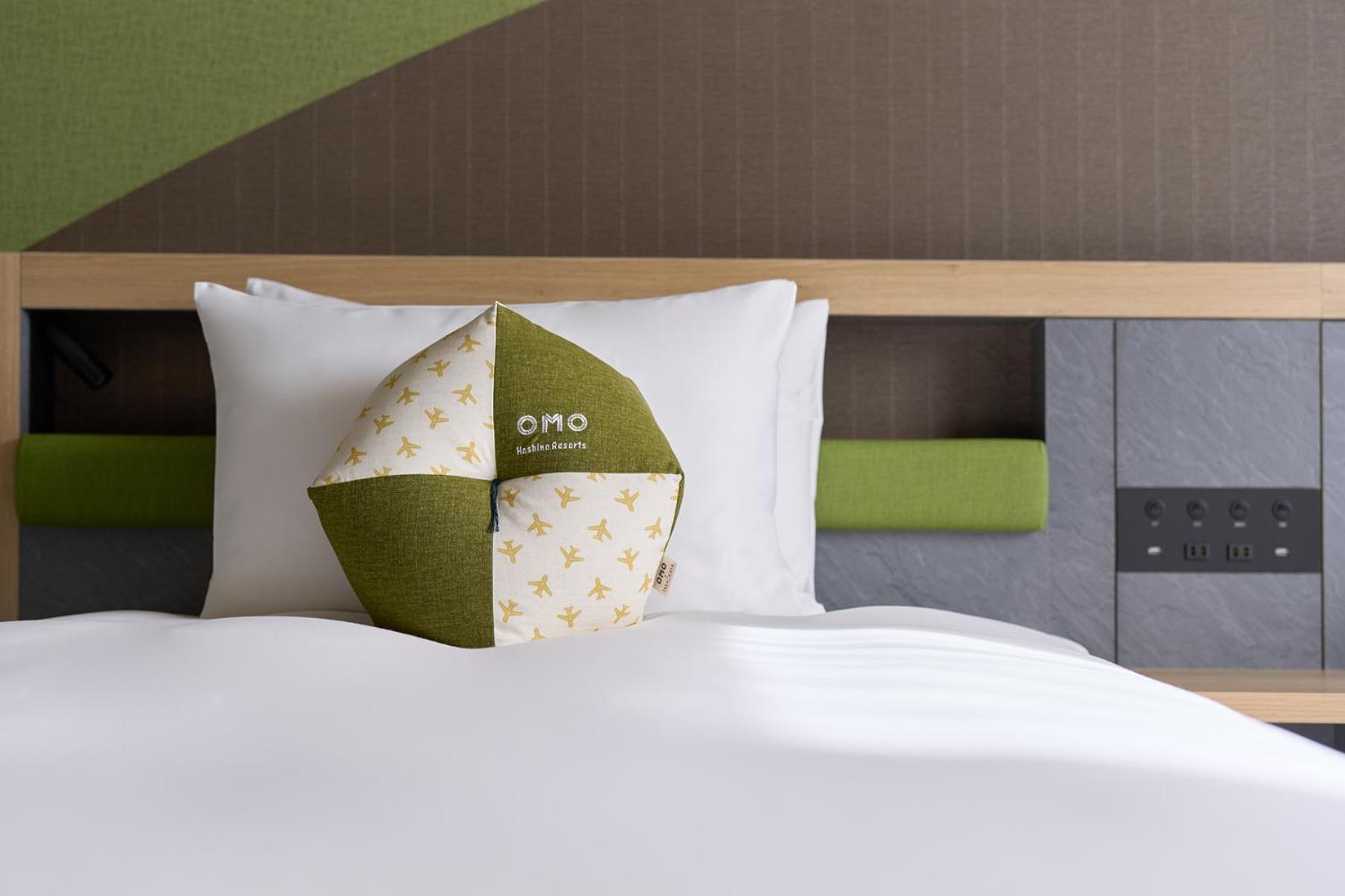 Omo Kansai Airport By Hoshino Resorts Izumisano Eksteriør billede OYO's signature pillow